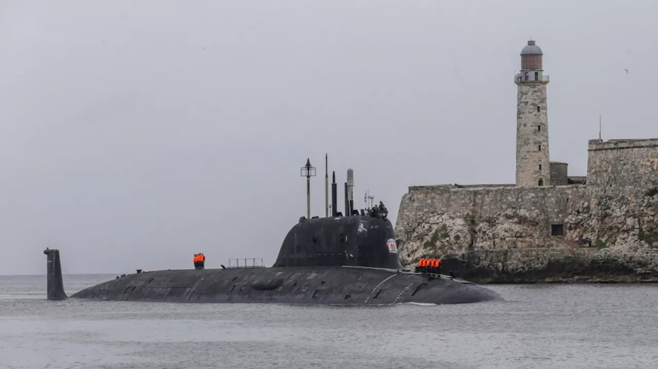 U.S. submarine pulls into Guantanamo Bay a day after Russian warships arrive in Cuba