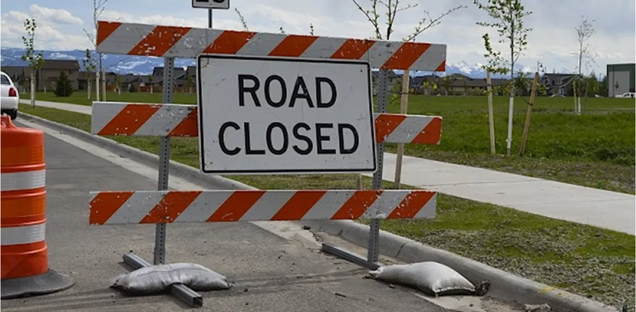 Part of Highway 401 closed in Oshawa Saturday night for bridge demolition work