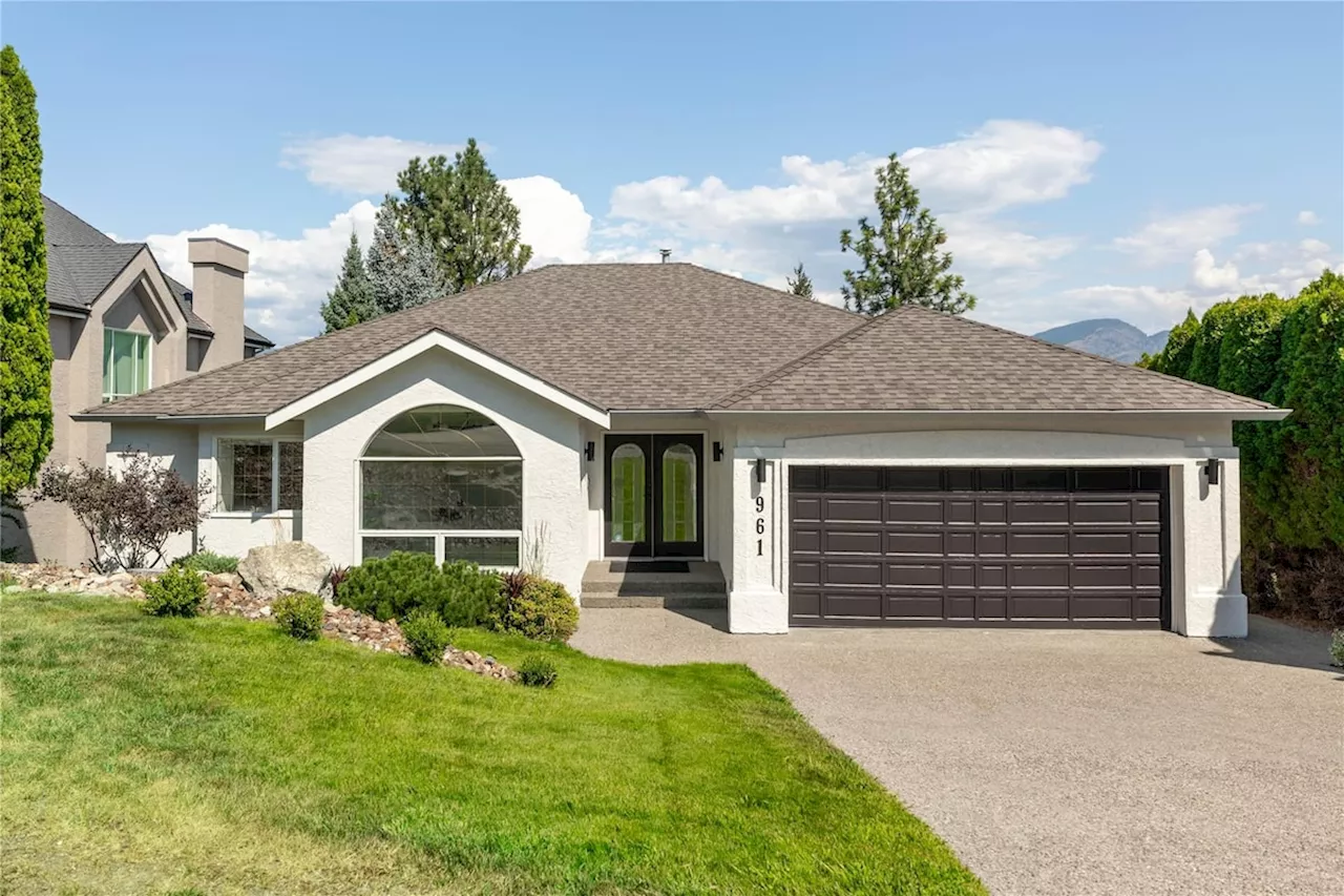 Burlington, Ont., buyers close on Kelowna hilltop home