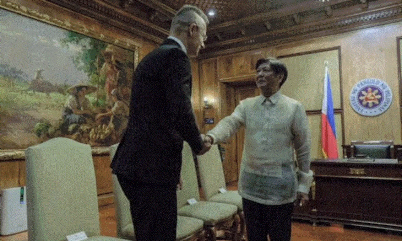 Hungarian foreign minister pays courtesy call on Marcos