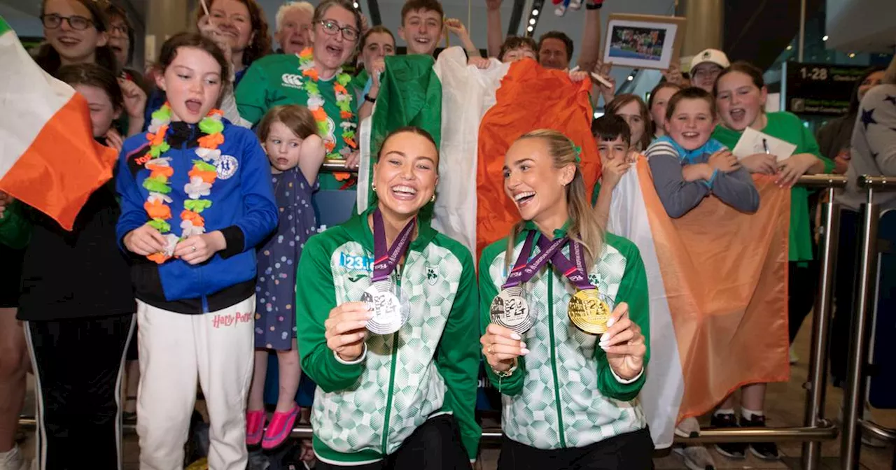 Irish runners Sharlene Mawdsley and Sophie Becker get heroes’ welcome at Dublin Airport