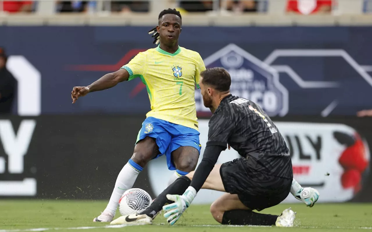 Dorival pede paciência com Vini Jr e acredita em evolução na Copa América