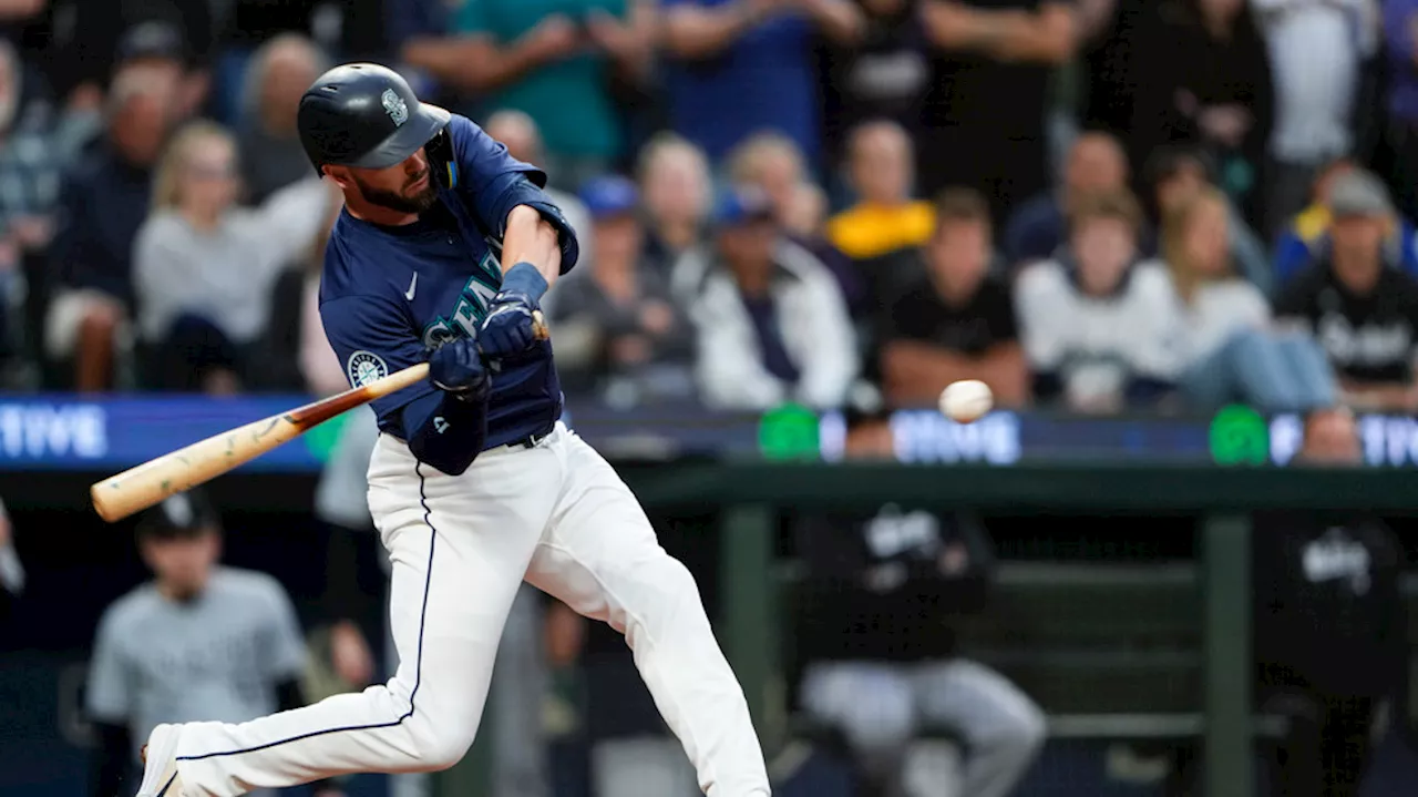 Mitch Haniger's clutch RBI single in the 10th lifts Mariners over White Sox 2-1