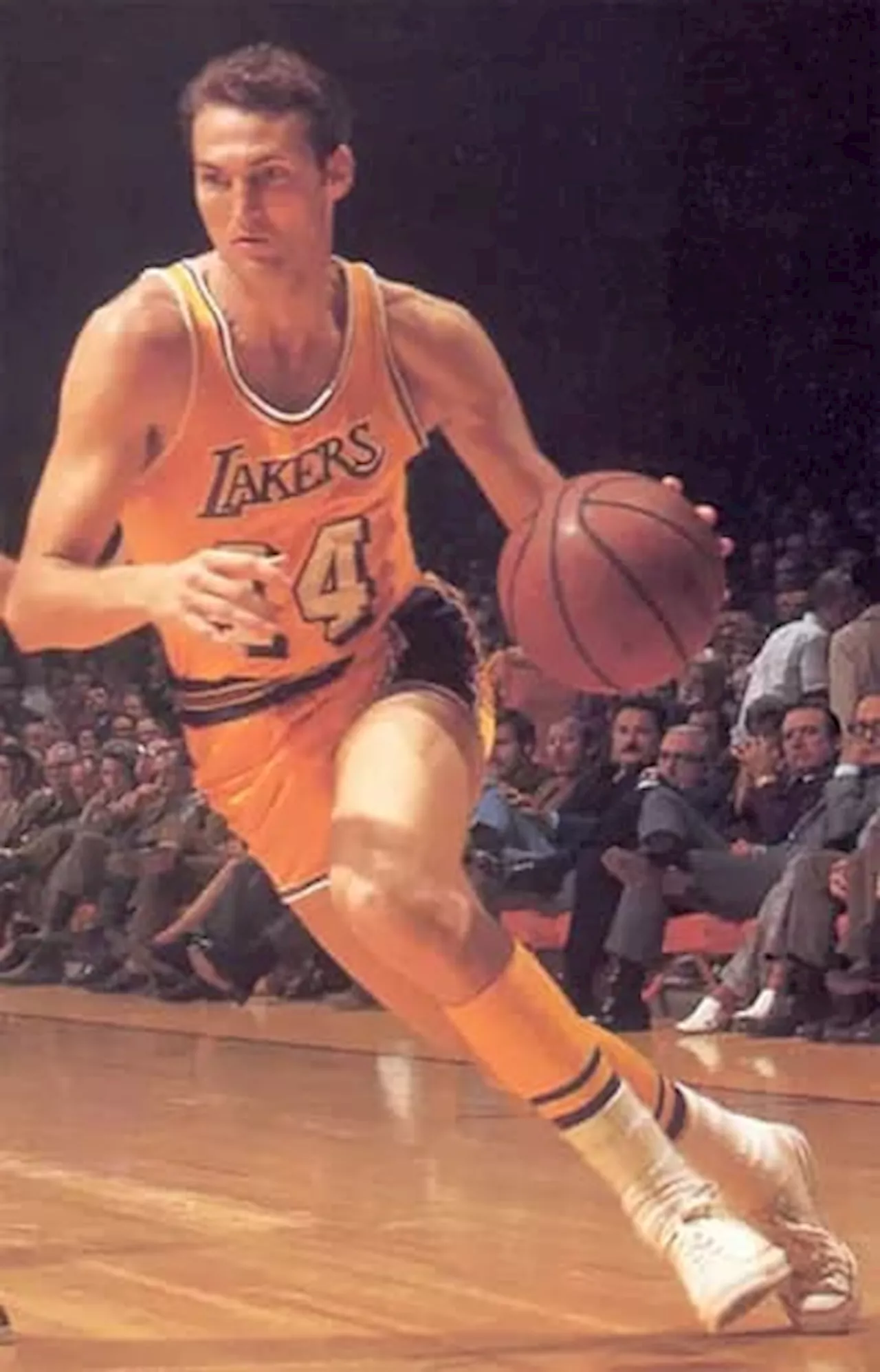 Por que Jerry West foi escolhido para estampar o logo da NBA?