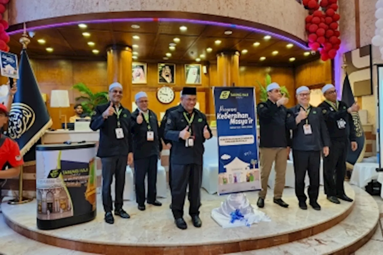 Islamic affairs minister urges Malaysian pilgrims to maintain cleanliness standards in Masyair