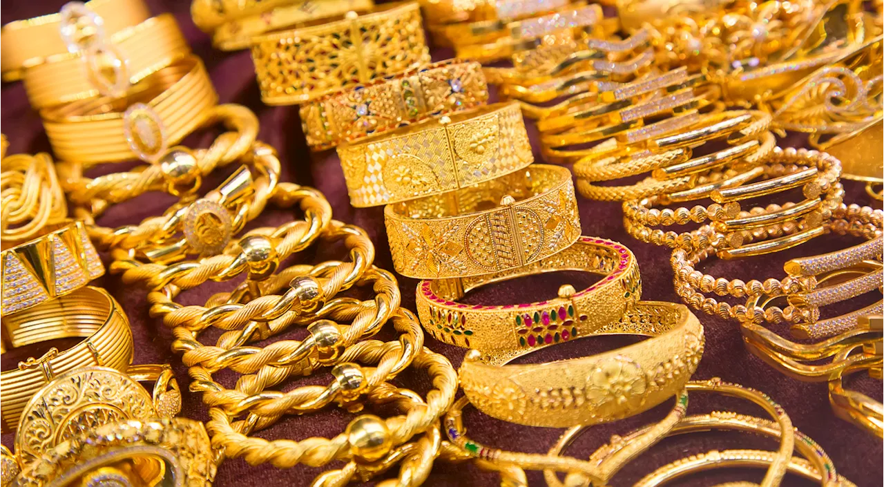 Gold Price Today: सोने-चांदी की कीमतों में भारी गिरावट, आज हुआ इतना सस्ता, फटाफट चेक करें रेट