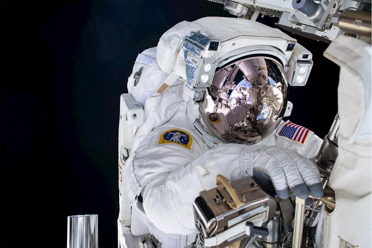 Watch Live: NASA Coverage of U.S. Spacewalk 90 Outside Space Station