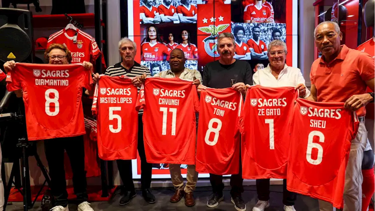 'Campeões da Liberdade': Benfica apresenta nova camisola na presença de antigas glórias