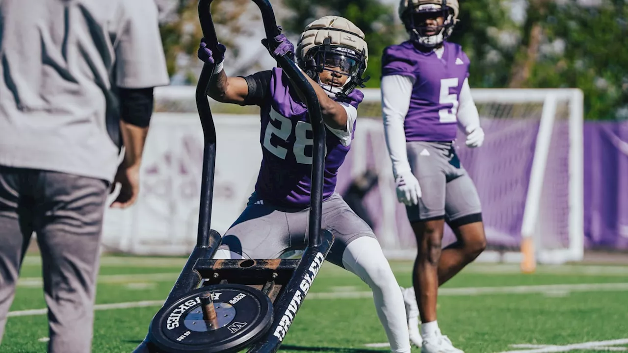 Husky Roster Review: Young Linebacker Has His House in Order