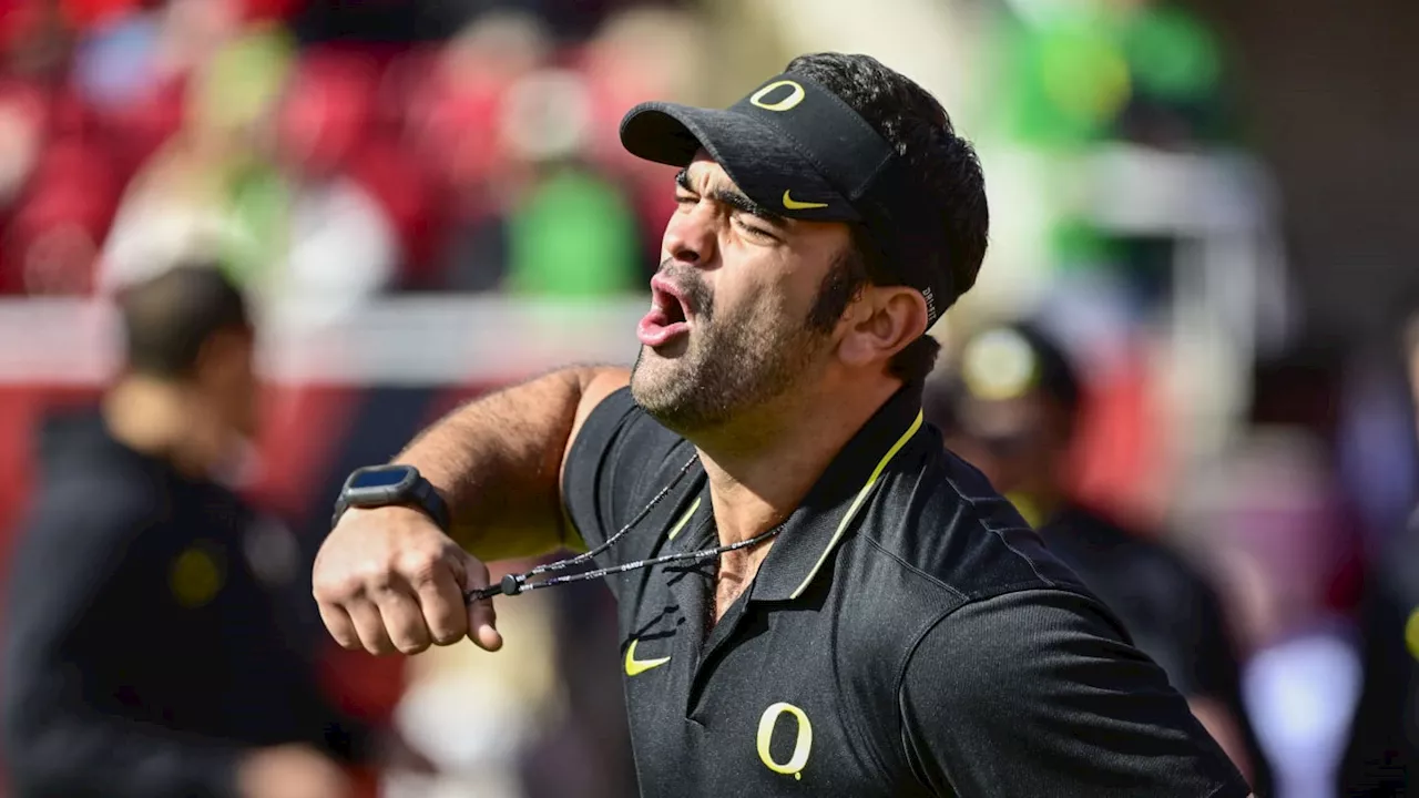 Oregon Football Training ‘Warriors’ In Weight Room To Prep For Big Ten