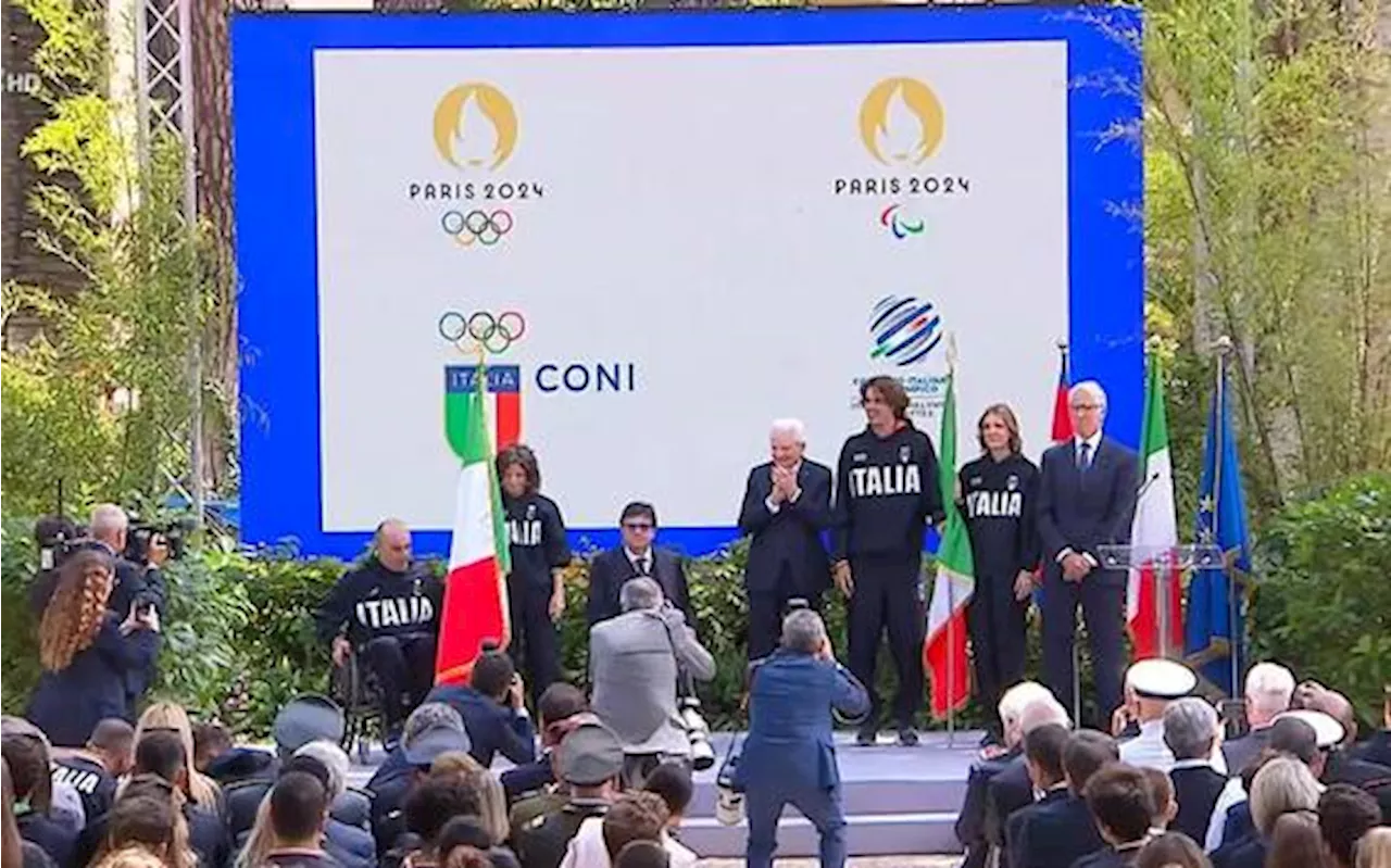 Olimpiadi, Mattarella consegna tricolore a Errigo, Tamberi, Sabatini, Mazzone