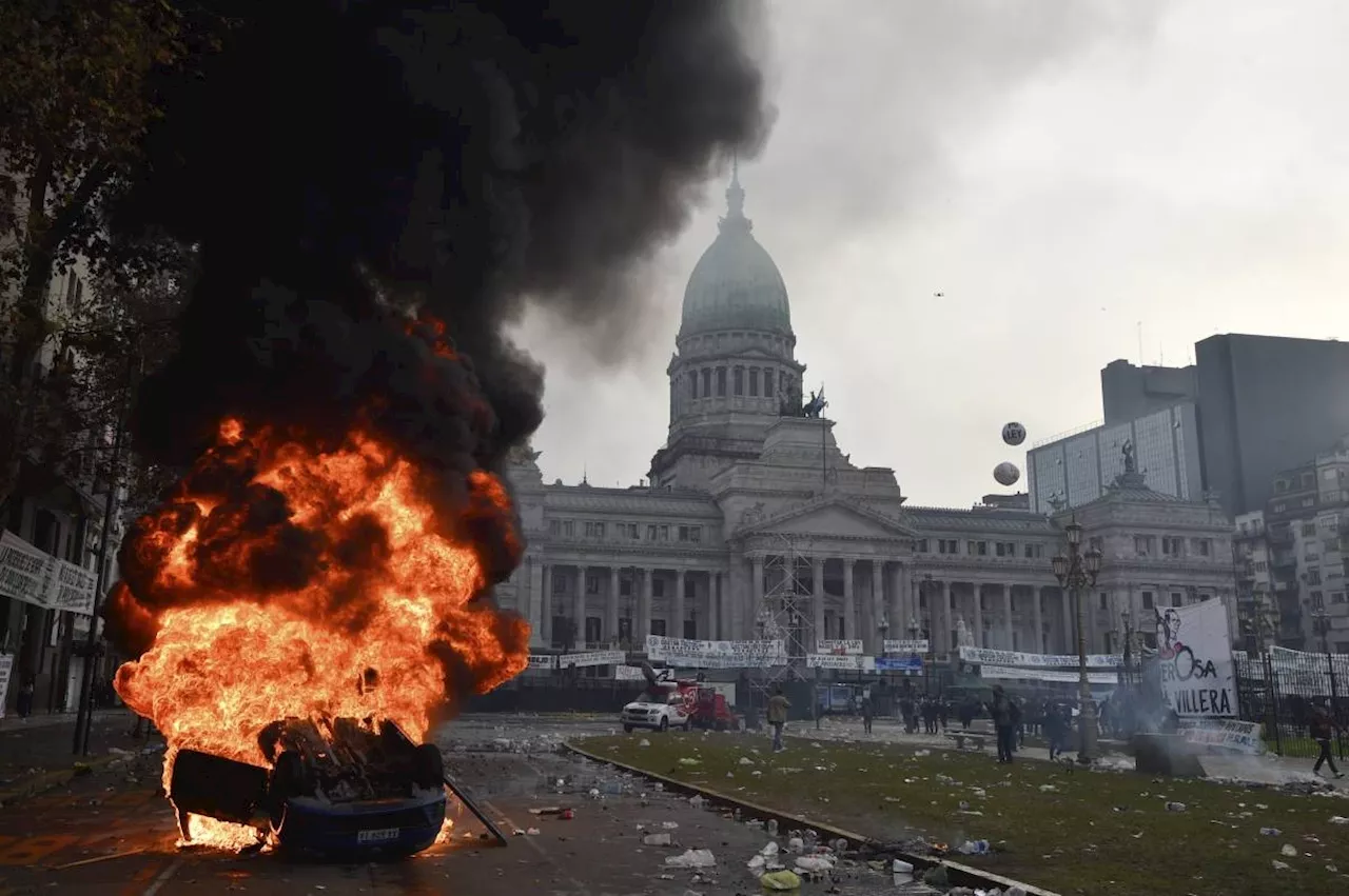 Milei's radical overhaul advances in Argentina's Senate as protesters clash with police