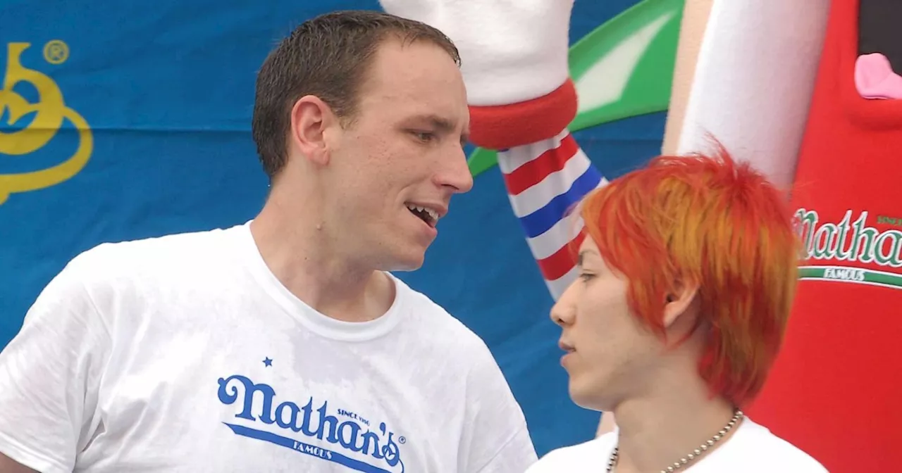 Joey Chestnut and Takeru Kobayashi Face Off In Netflix's Hot Dog Contest