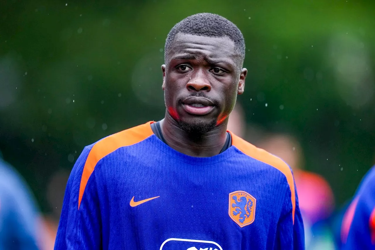 Brobbey verlaat trainingsveld Oranje vroegtijdig