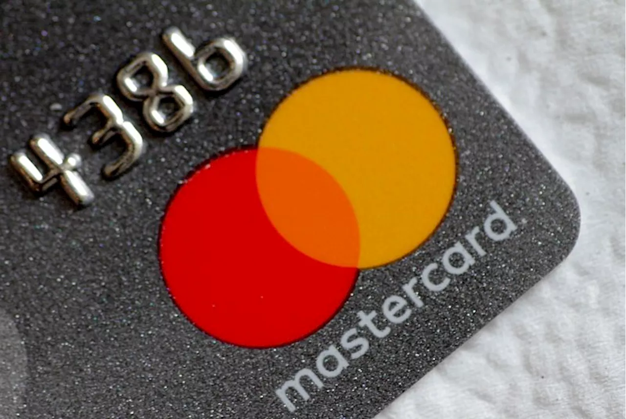 Visa, Mastercard $30 billion fee settlement in peril