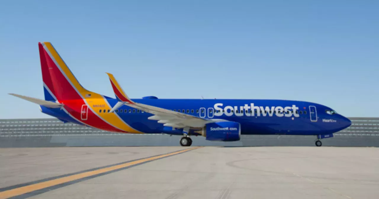 Southwest Airlines: Southwest Airlines Boeing 737 Max goes into 'Dutch ...