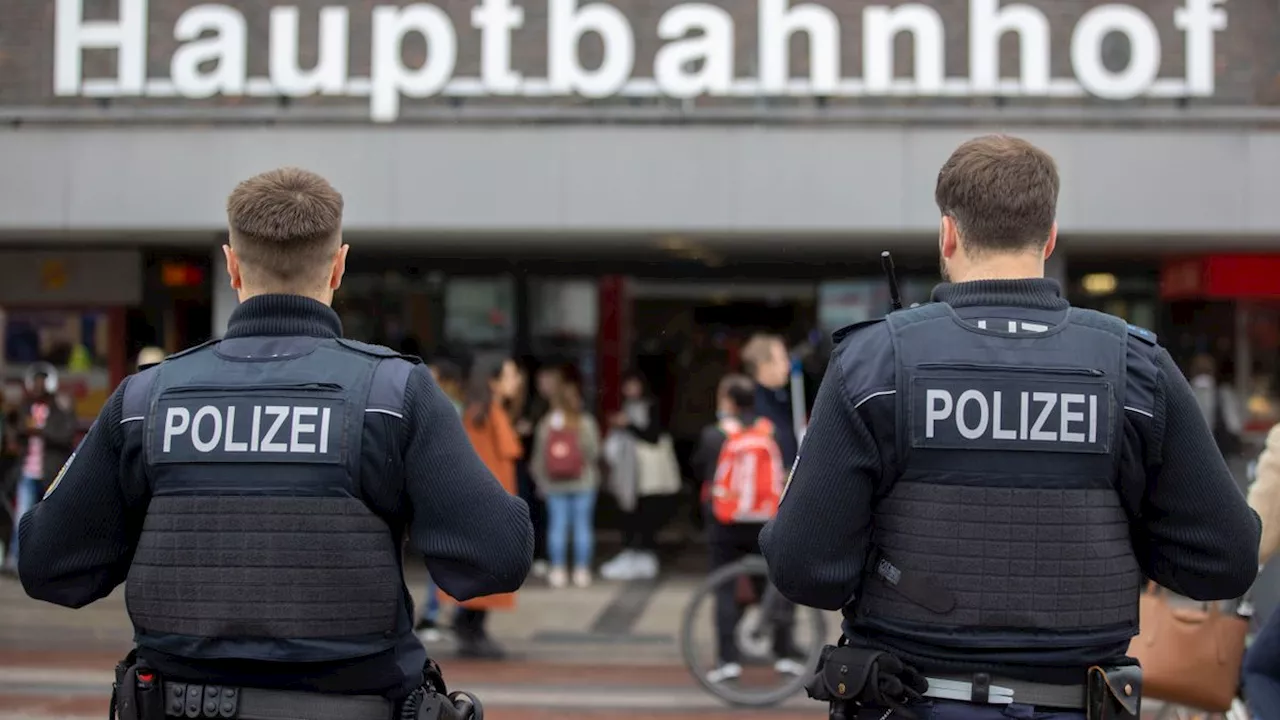 Neue Sicherheitsdebatte: Innenminister fordern Waffenverbot in Zügen und an Bahnhöfen