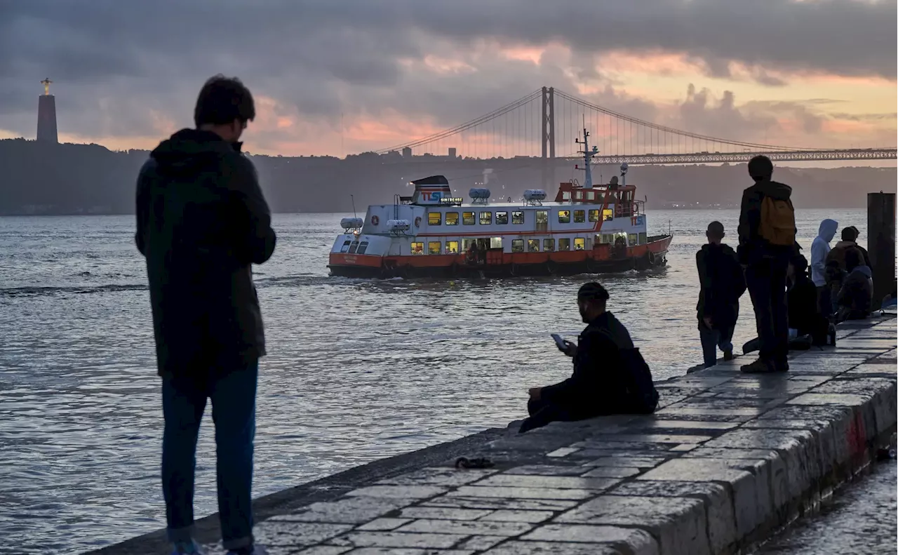 Lisboa: homem é baleado junto à estação do Cais do Sodré após desentendimento