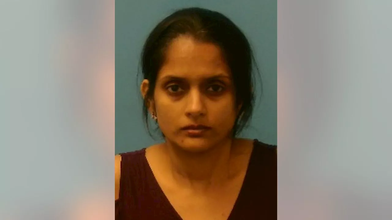 Naperville woman used young daughters to steal hundreds of items from Yorktown JCPenney: prosecutors