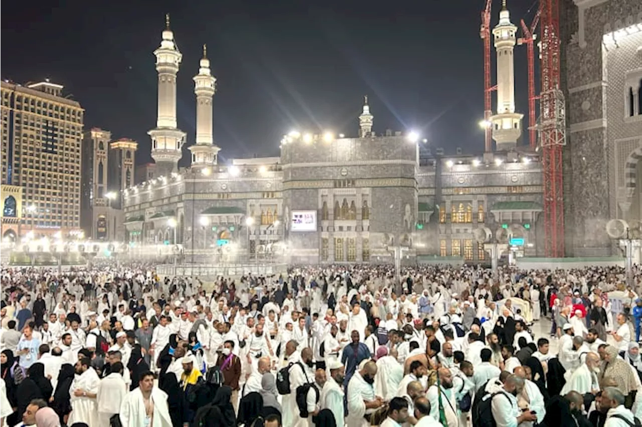 In Mecca's sweltering heat, Muslims start this year's Hajj pilgrimage