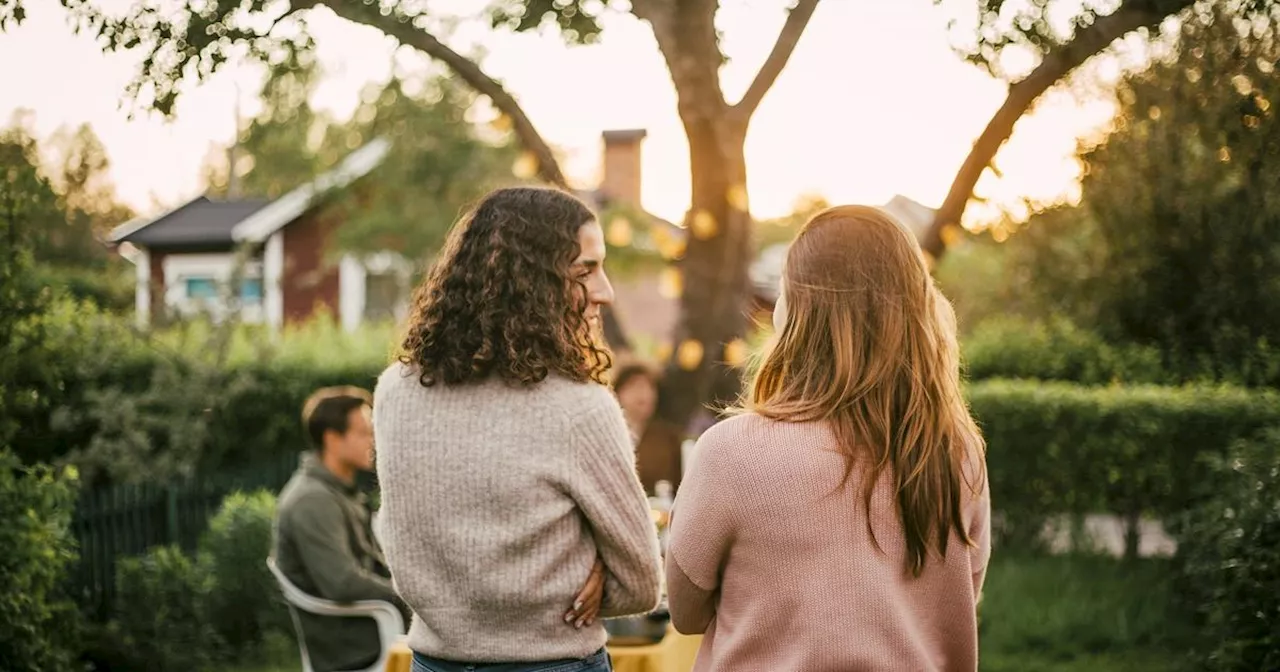 «Ça s'est joué des décennies plus tôt» : pourquoi les rapports au sein de la fratrie se compliquent parfois à l'âge adulte