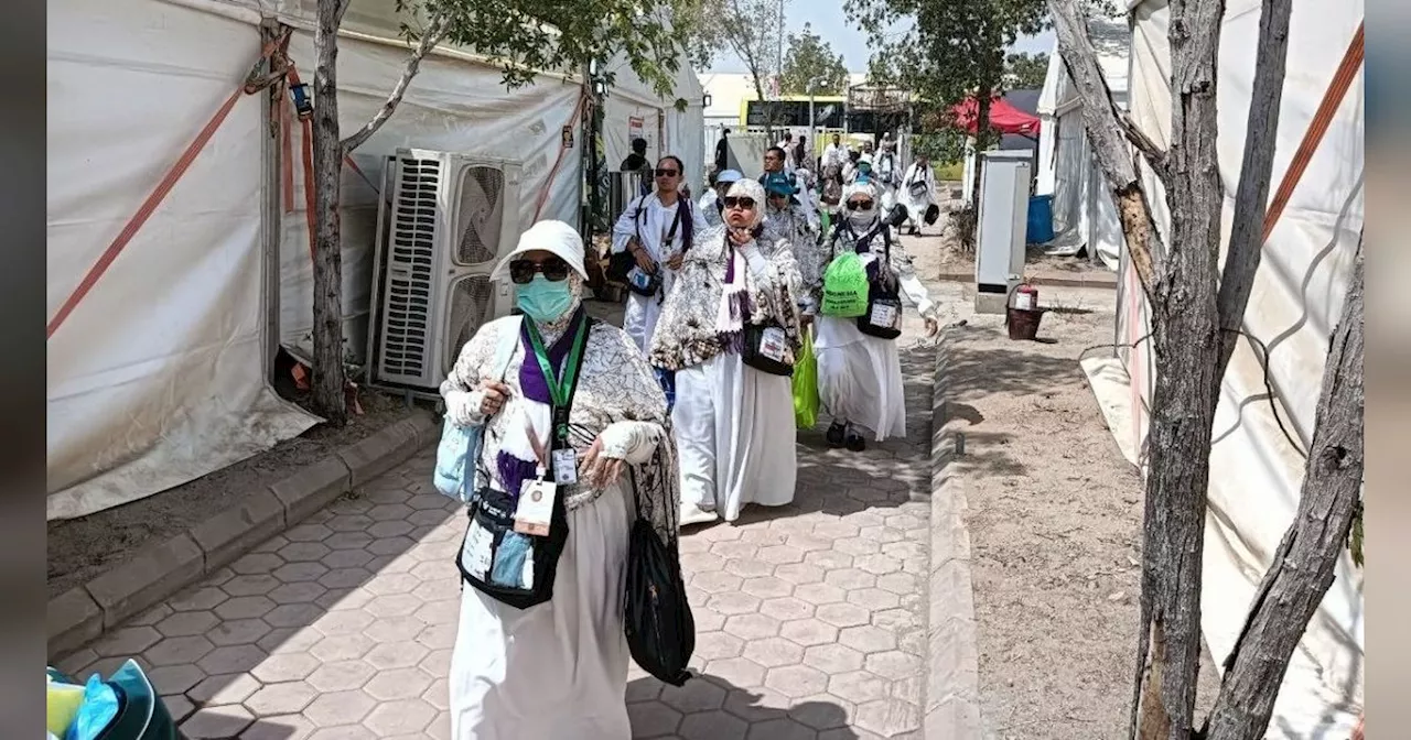 Puncak Haji, Jemaah Indonesia Bergerak ke Arafah untuk Wukuf