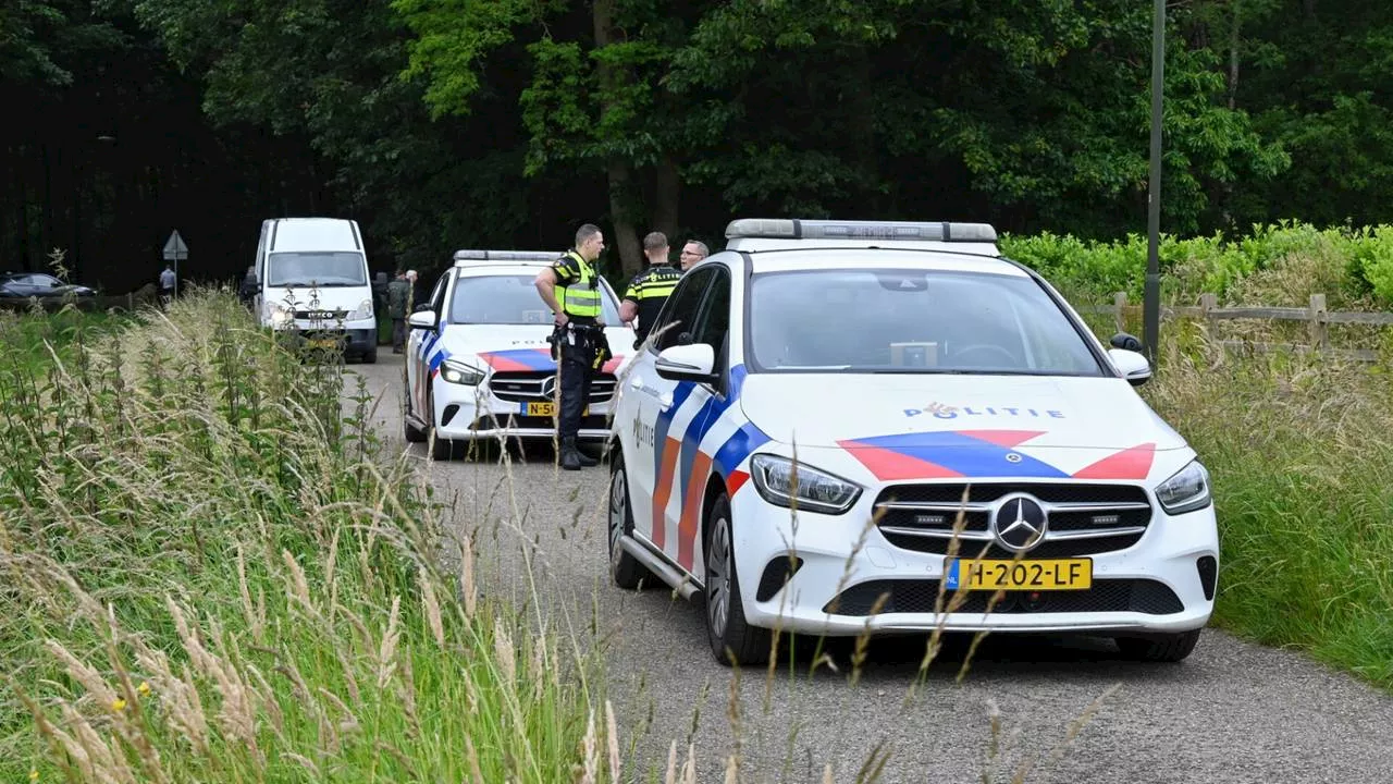 Massale zoektocht van de politie naar vermiste man (24)