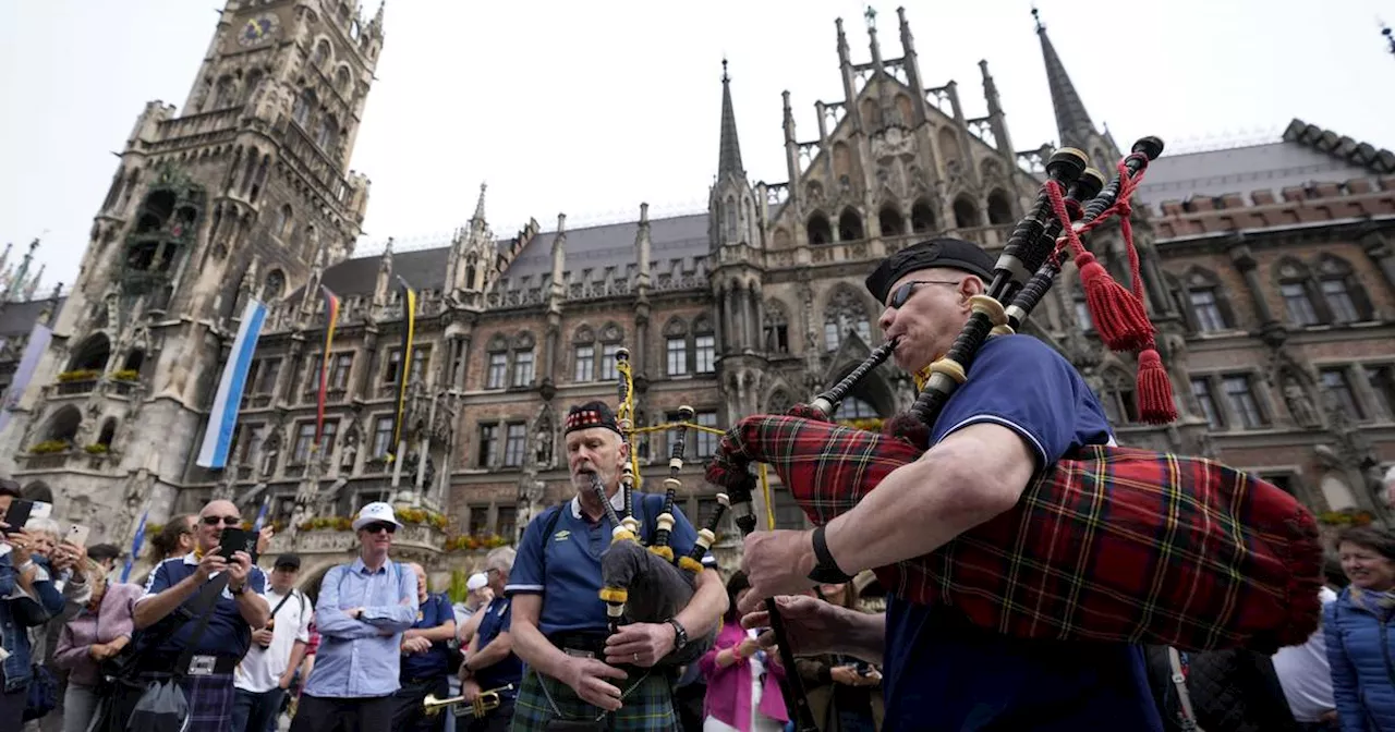 EM 2024: „Tartan Army“ in München​ - Schottland- und Deutschland-Fans stimmen sich ein