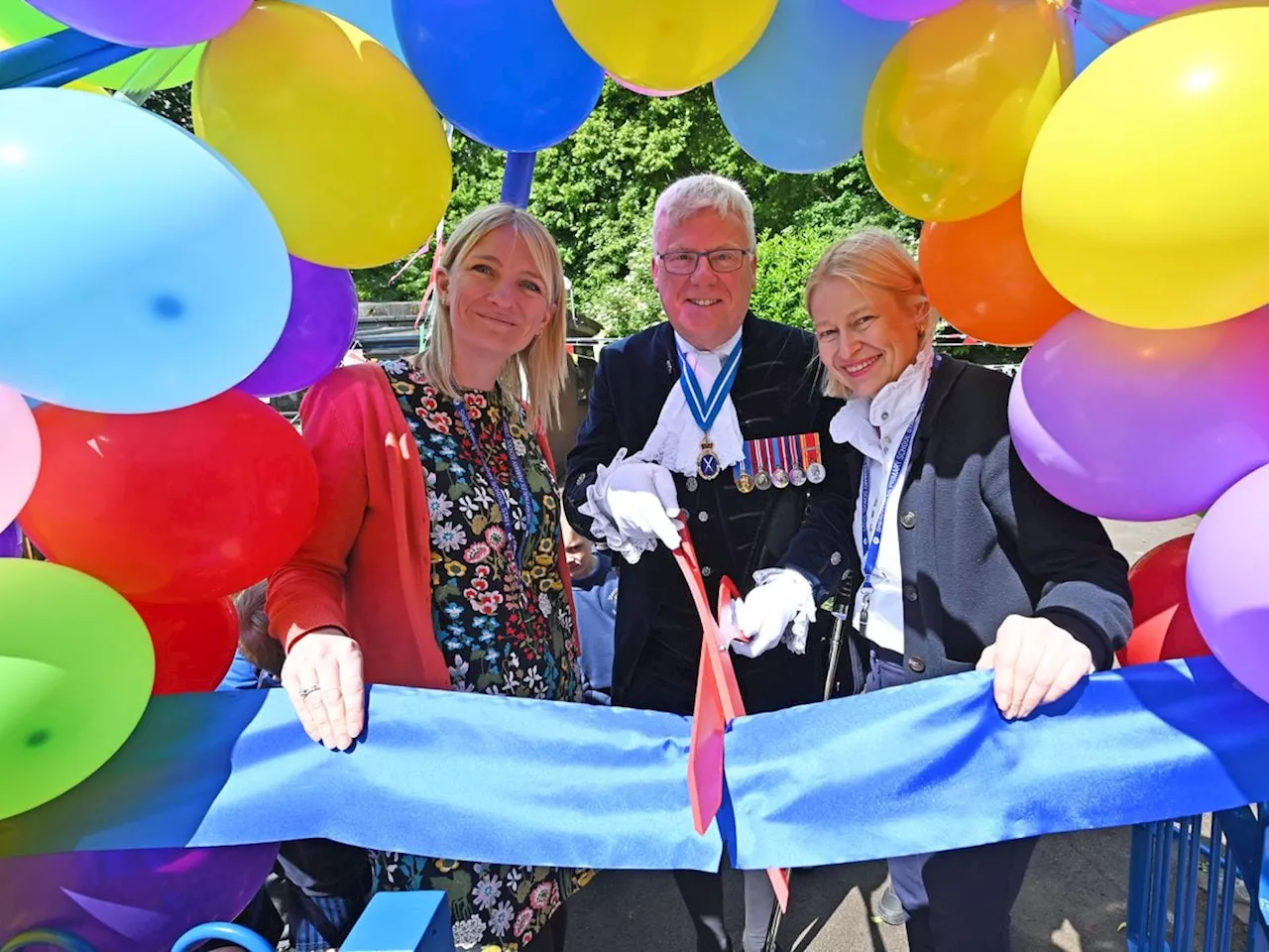 Primary school that 'has children running in every day to learn' celebrates opening new pre-school