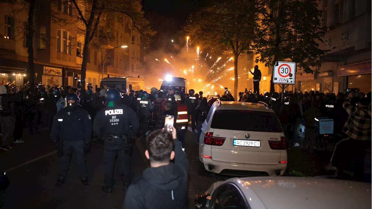 „Neukölln zu Gaza umwandeln“: 27-Jährige wegen Gewaltaufruf zu Palästina-Demo in Berlin vor Gericht