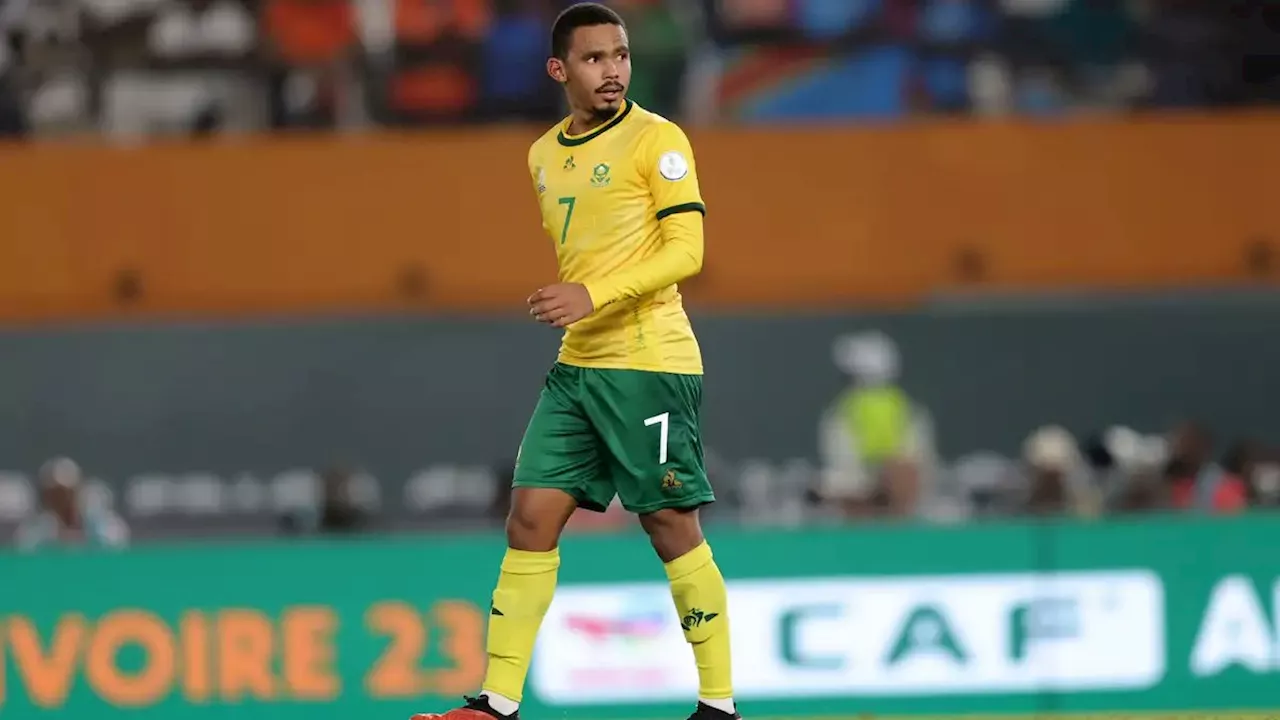 Appollis should not join Chiefs or Sundowns – ex-Bafana defender