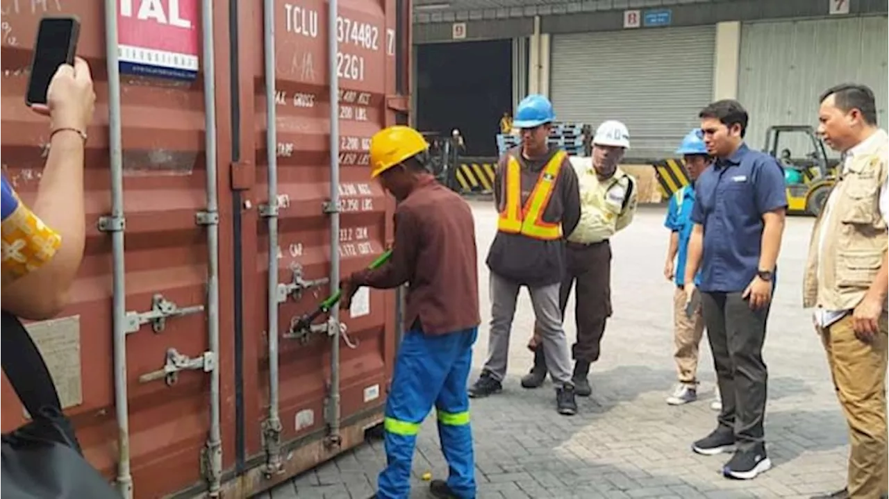 Satgas Pangan Polri Awasi Proses Importasi Gula di PTPN III Pelabuhan Tanjung Priok