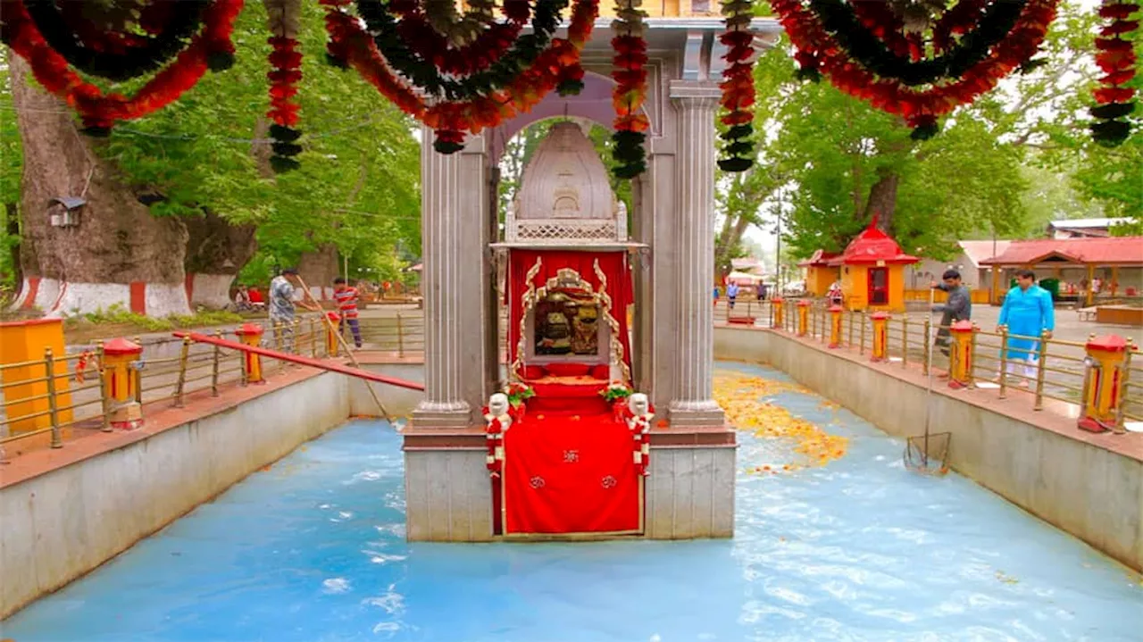 Kheer Bhawani temple: આ કુંડનું પાણી કરે ભવિષ્યવાણી, જ્યારે બદલે પાણીનો રંગ ત્યારે કાશ્મીર પર આવે મુસીબત, જાણો શું છે રહસ્ય