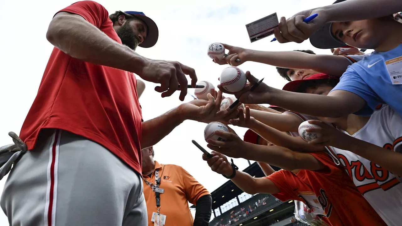 Phillies fans show up in force for extra-inning win at Baltimore. 'It was like a playoff game.'