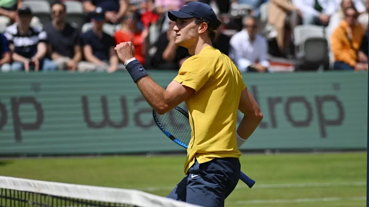 Tennisprofi Draper zieht in Stuttgart ins Endspiel ein