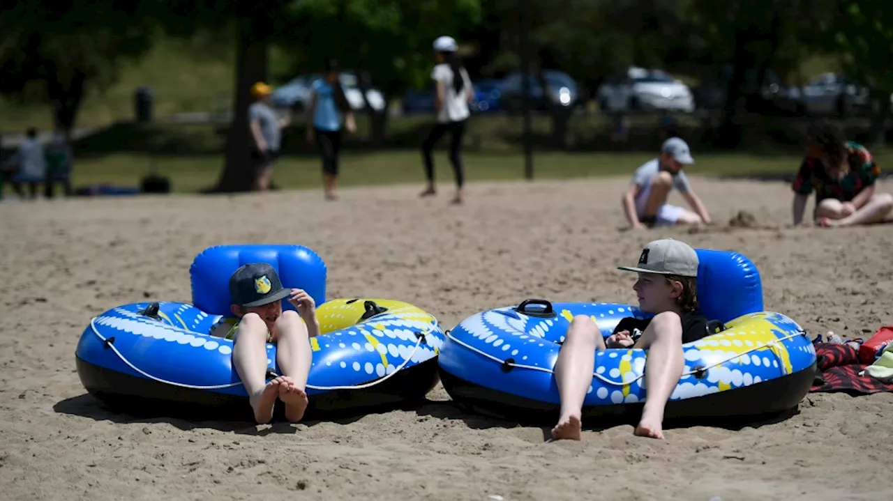 Get out your sandals! Ottawa beaches open today