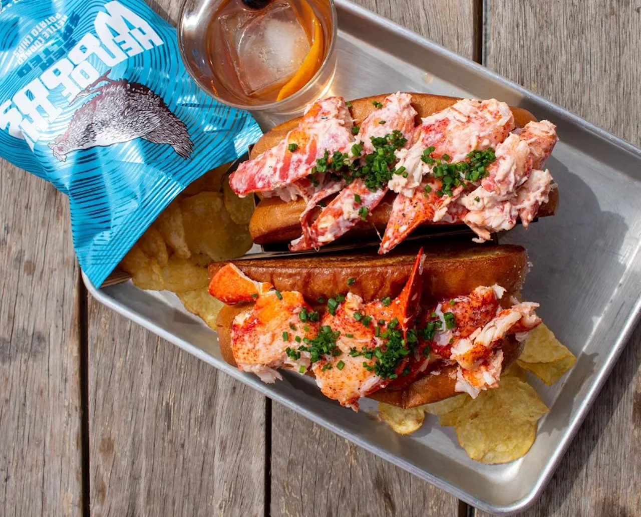 Every Opening and Closing This Week: Lobster Rolls at Middleman and More