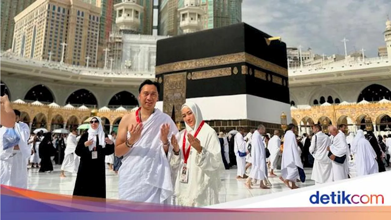 Ibas dan Aliya Naik Haji, Ini Harapannya dari Tanah Suci