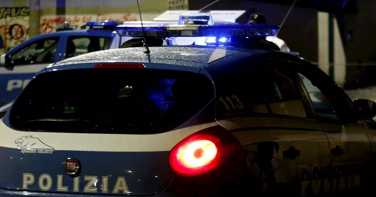 Roma, grave incidente stradale tra due moto e un’auto: morto un ragazzo di 26 anni