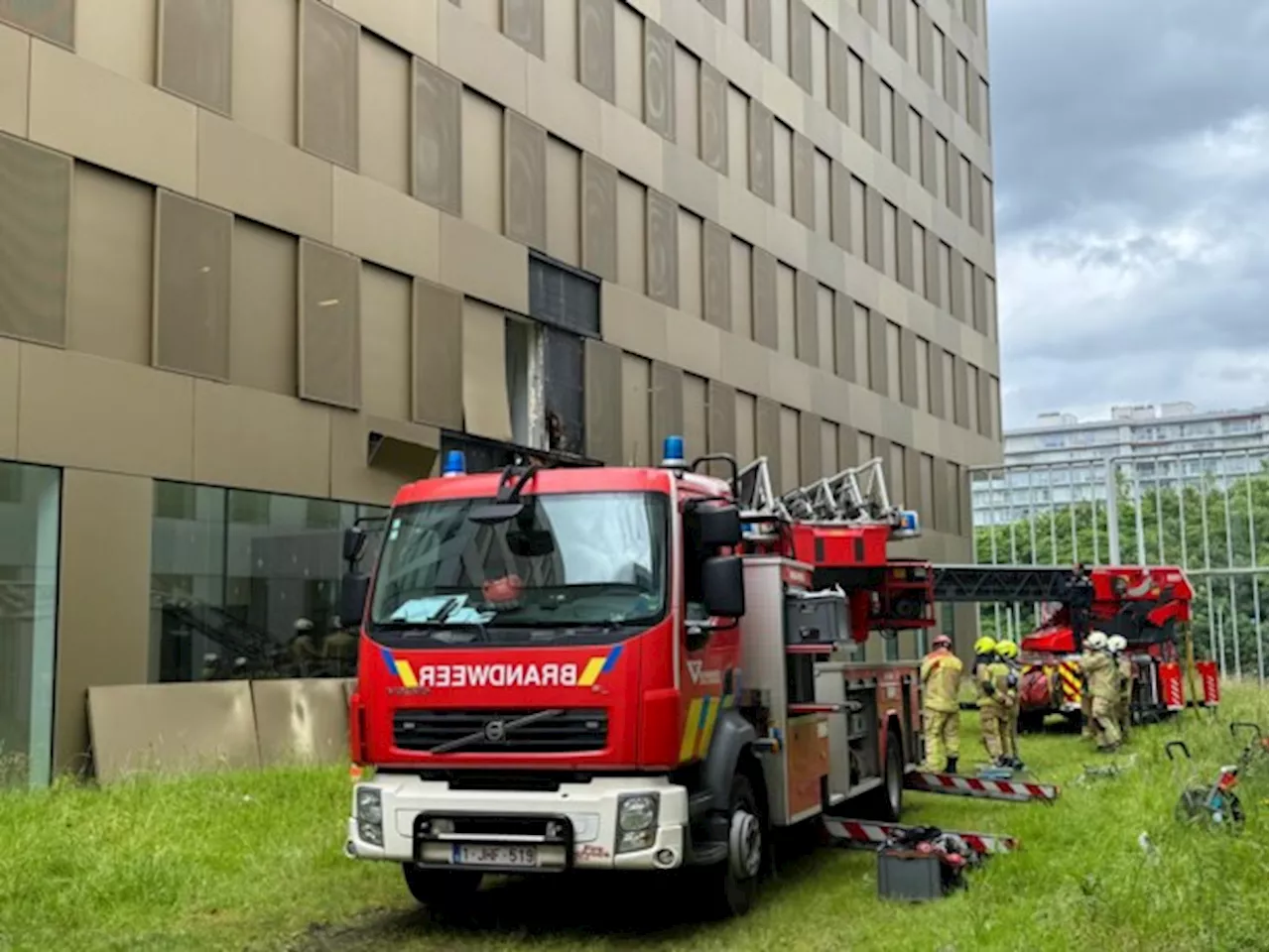 Brandweer rukt uit voor isolatiebrand in Berchem