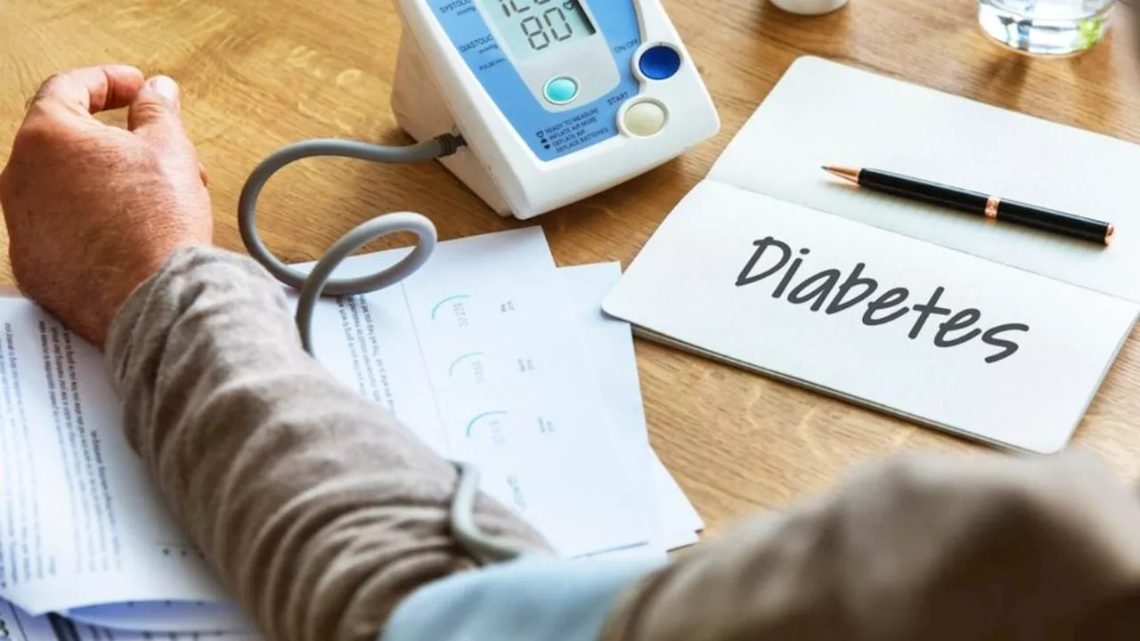 सिर्फ ब्लड शुगर कंट्रोल ही नहीं, Diabetes की इन कॉम्प्लिकेशंस को दूर रखने के लिए भी जरूरी है हेल्दी लाइफस्टाइल