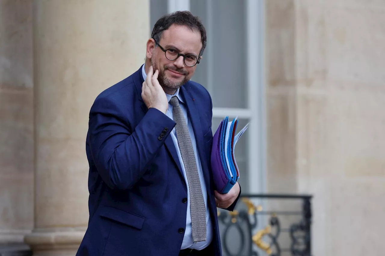 Législatives: Aurélien Rousseau, ancien ministre du gouvernement Borne, candidat Nouveau Front populaire