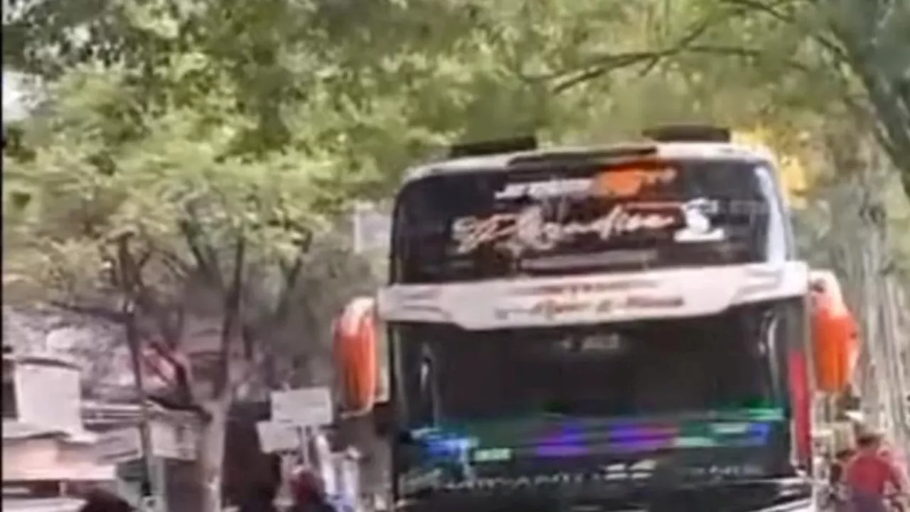 Kembali Makan Korban, Seorang Bocah Terlindas Bus Saat Berburu Klakson Telolet di Tangerang