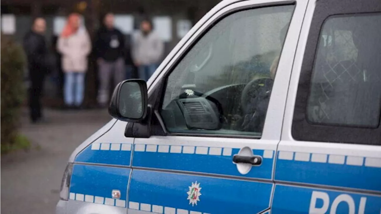 Germania, due bimbe ghanesi aggredite da 20 razzisti nel nord-est