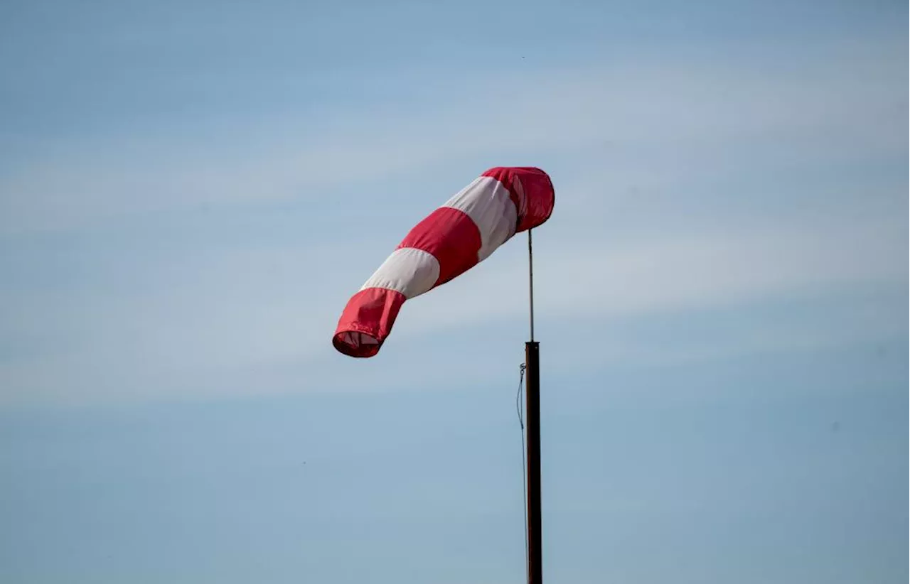 Starker Wind zieht über Bayern – wechselhaftes Wetter am Sonntag