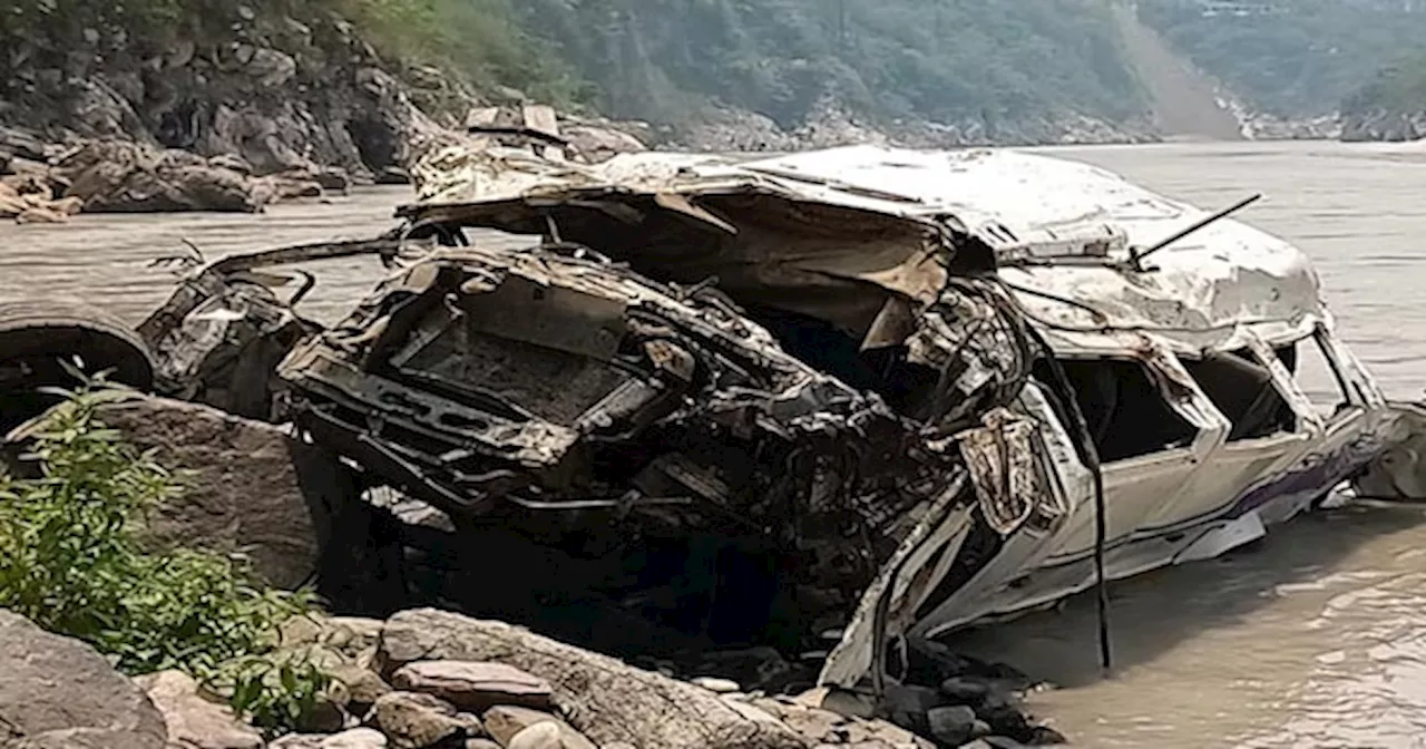 Rudraprayag Accident: रुद्रप्रयाग में Rishikesh-Badrinath Highway पर बड़ा हादसा, 12 लोगों की मौत