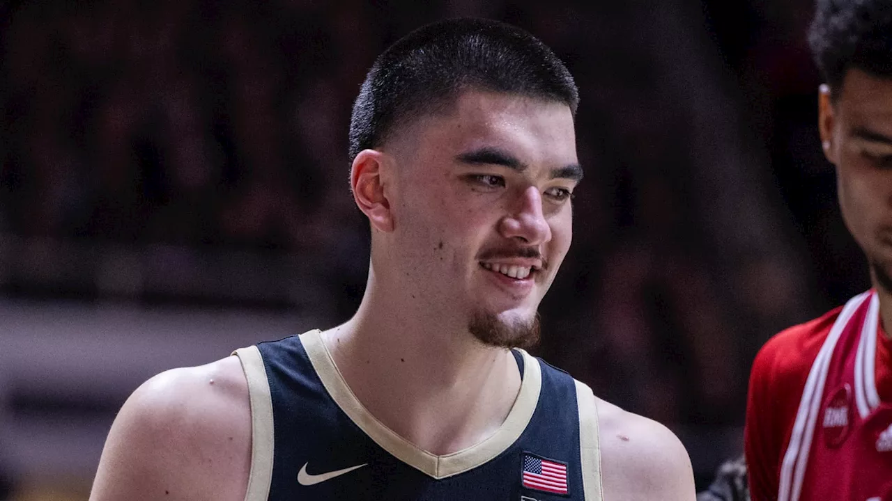 Zach Edey Reportedly Turns Down NBA Draft Invite to Spend Evening at Purdue