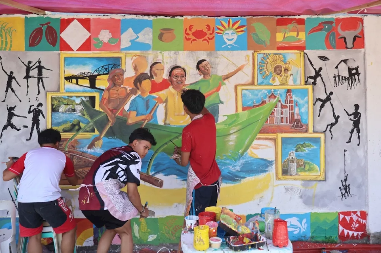 Mural contest lures young artists