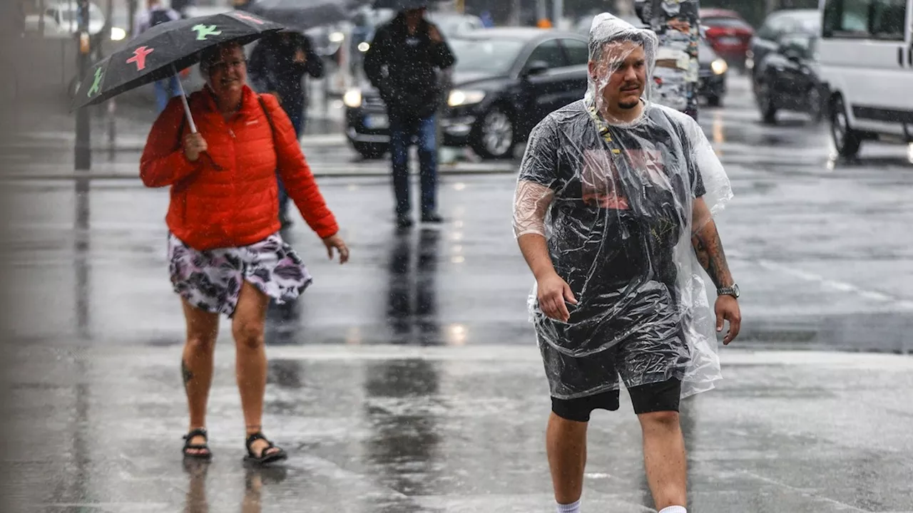 Wetter in Deutschland: Starkregen, Sturmböen und Hagel zum EM-Auftakt