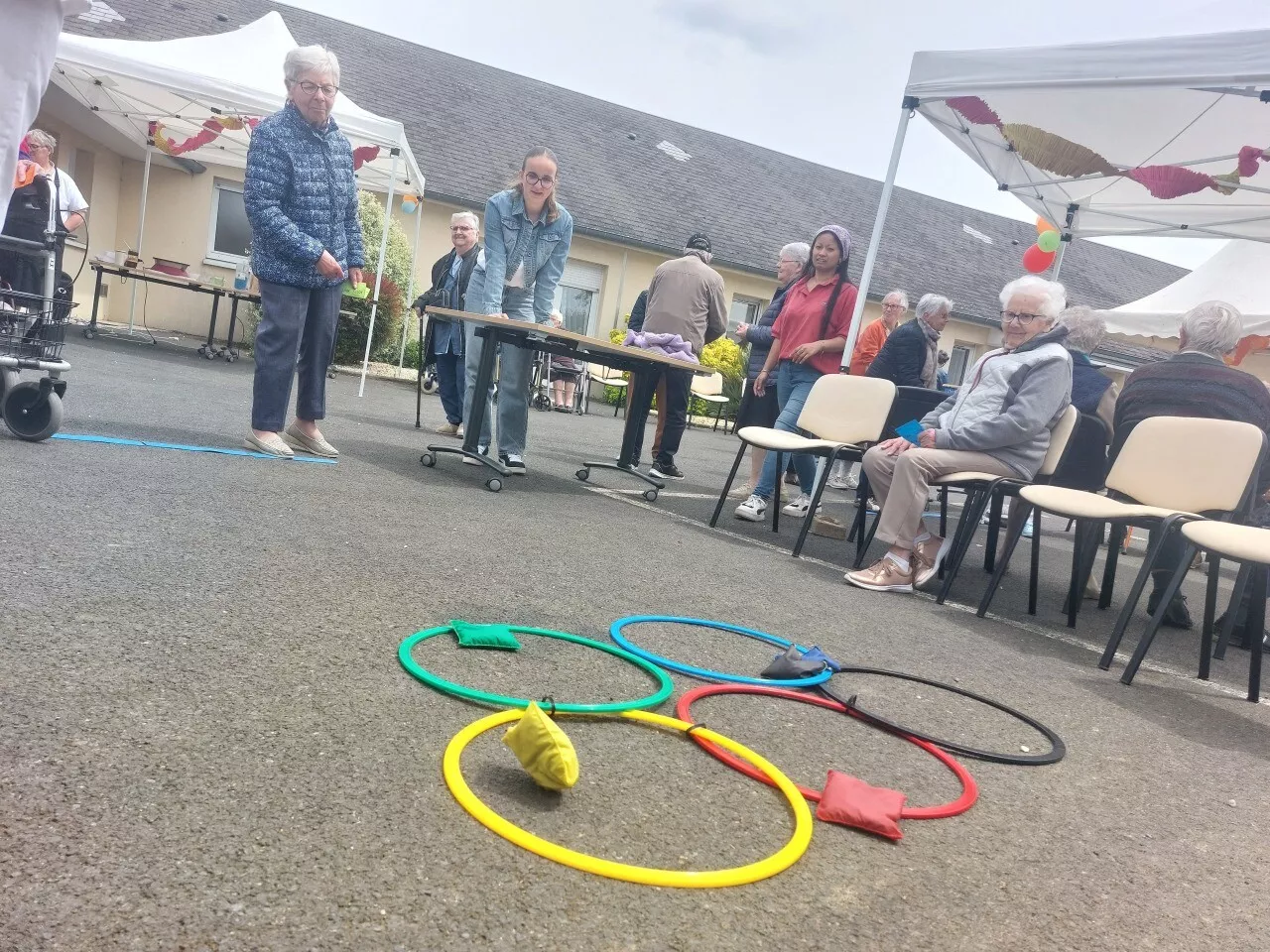 À Saint-Hilaire-du-Harcouët, la résidence des Fauvettes organise sa kermesse